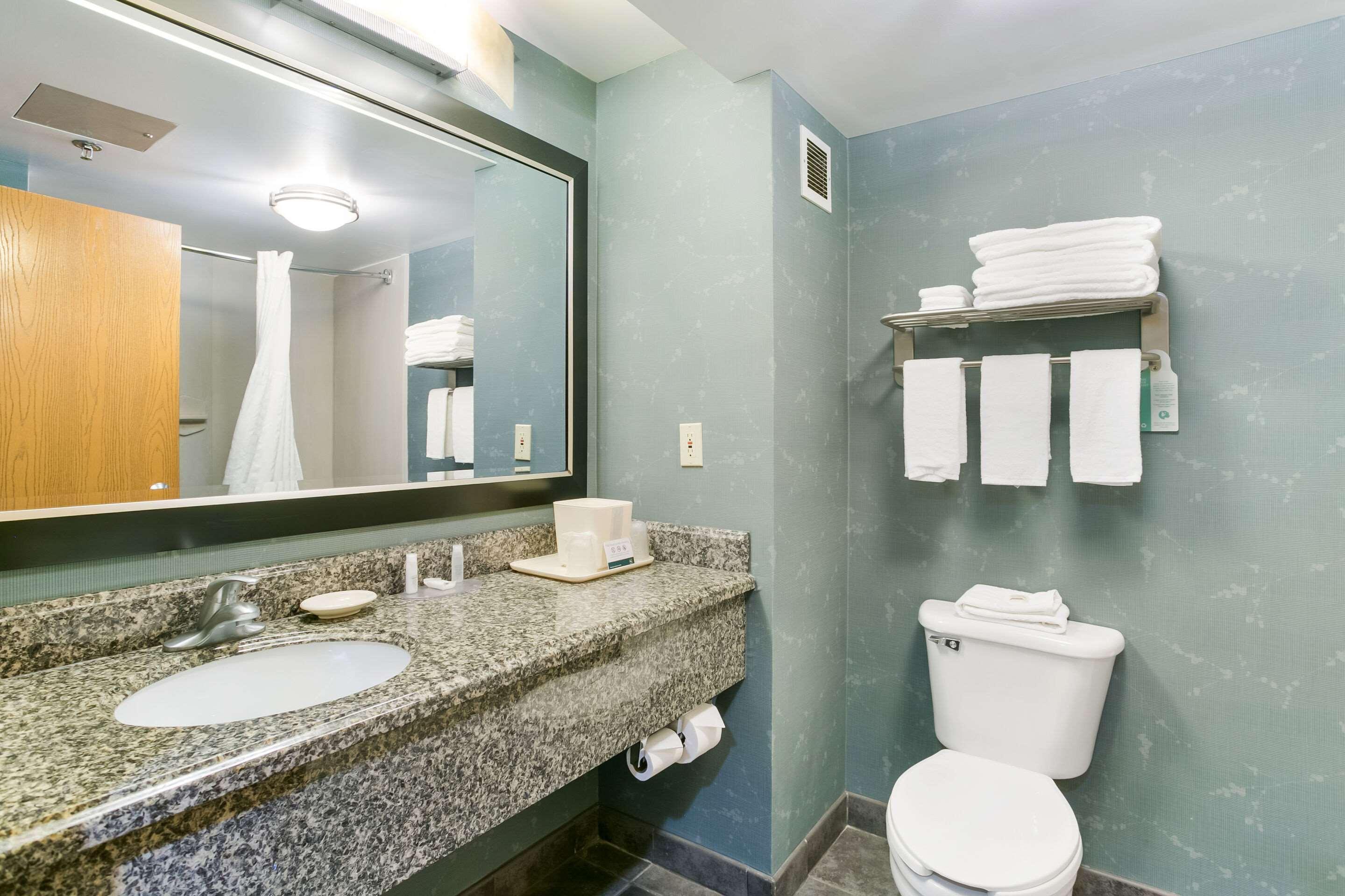 Quality Inn & Suites Bel Air I-95 Exit 77A Экстерьер фото