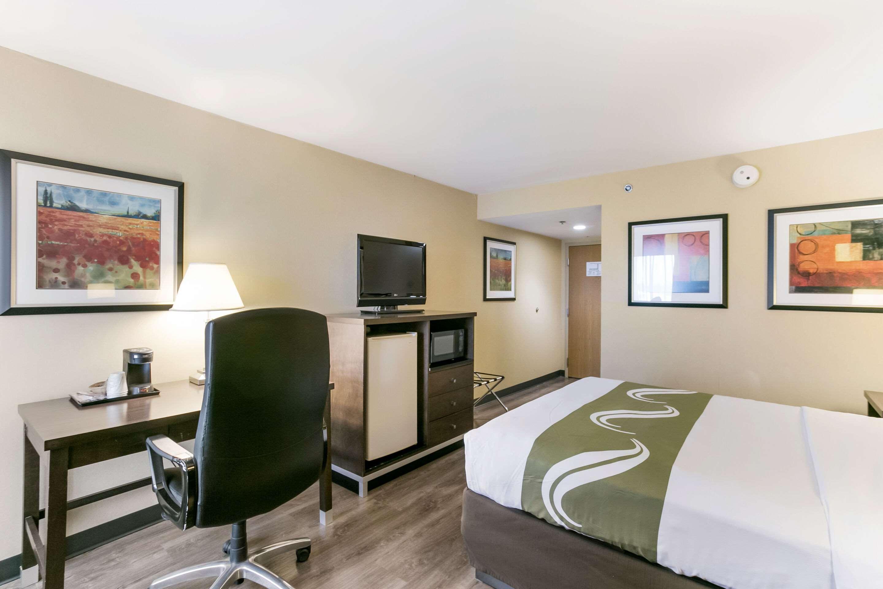 Quality Inn & Suites Bel Air I-95 Exit 77A Экстерьер фото