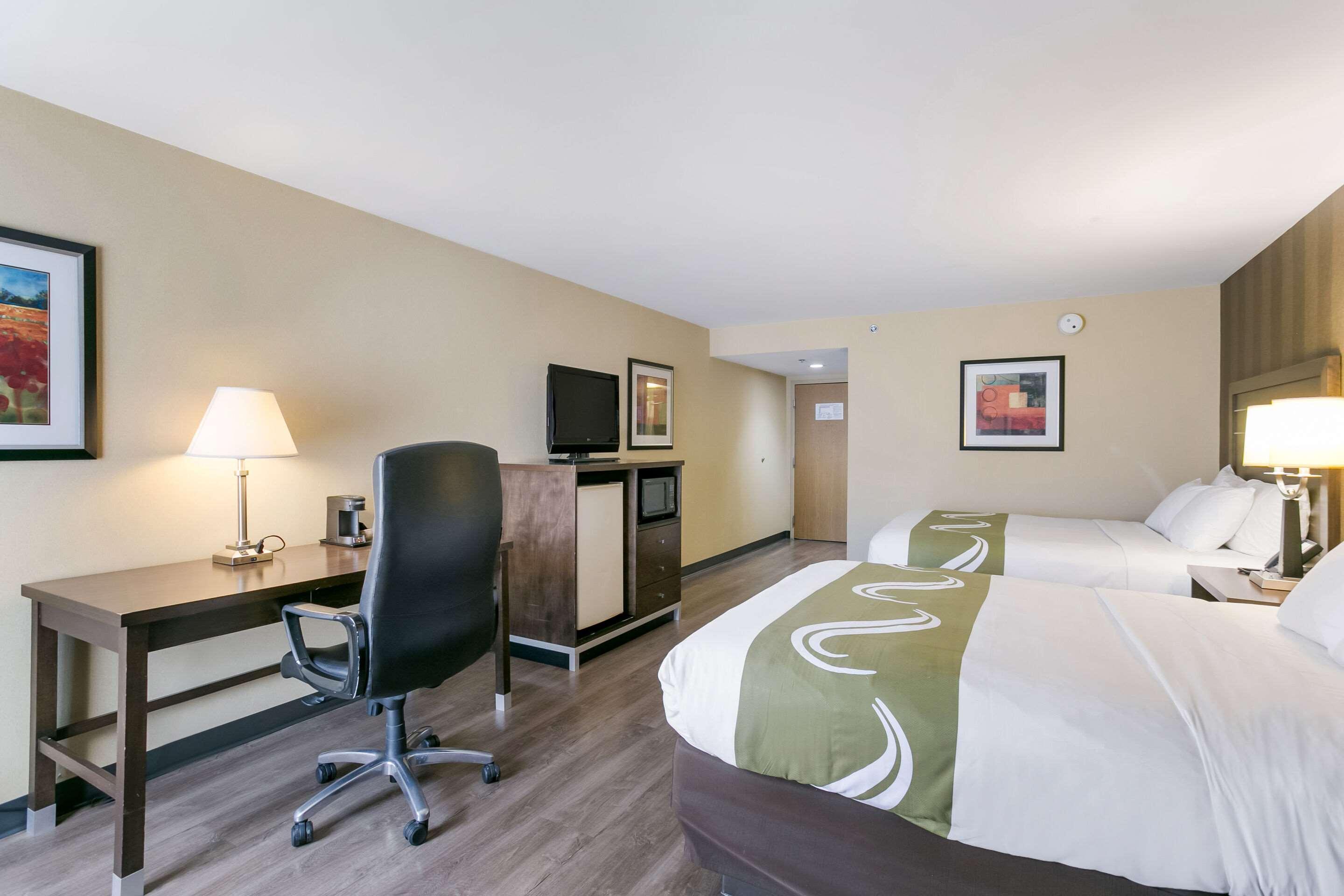 Quality Inn & Suites Bel Air I-95 Exit 77A Экстерьер фото