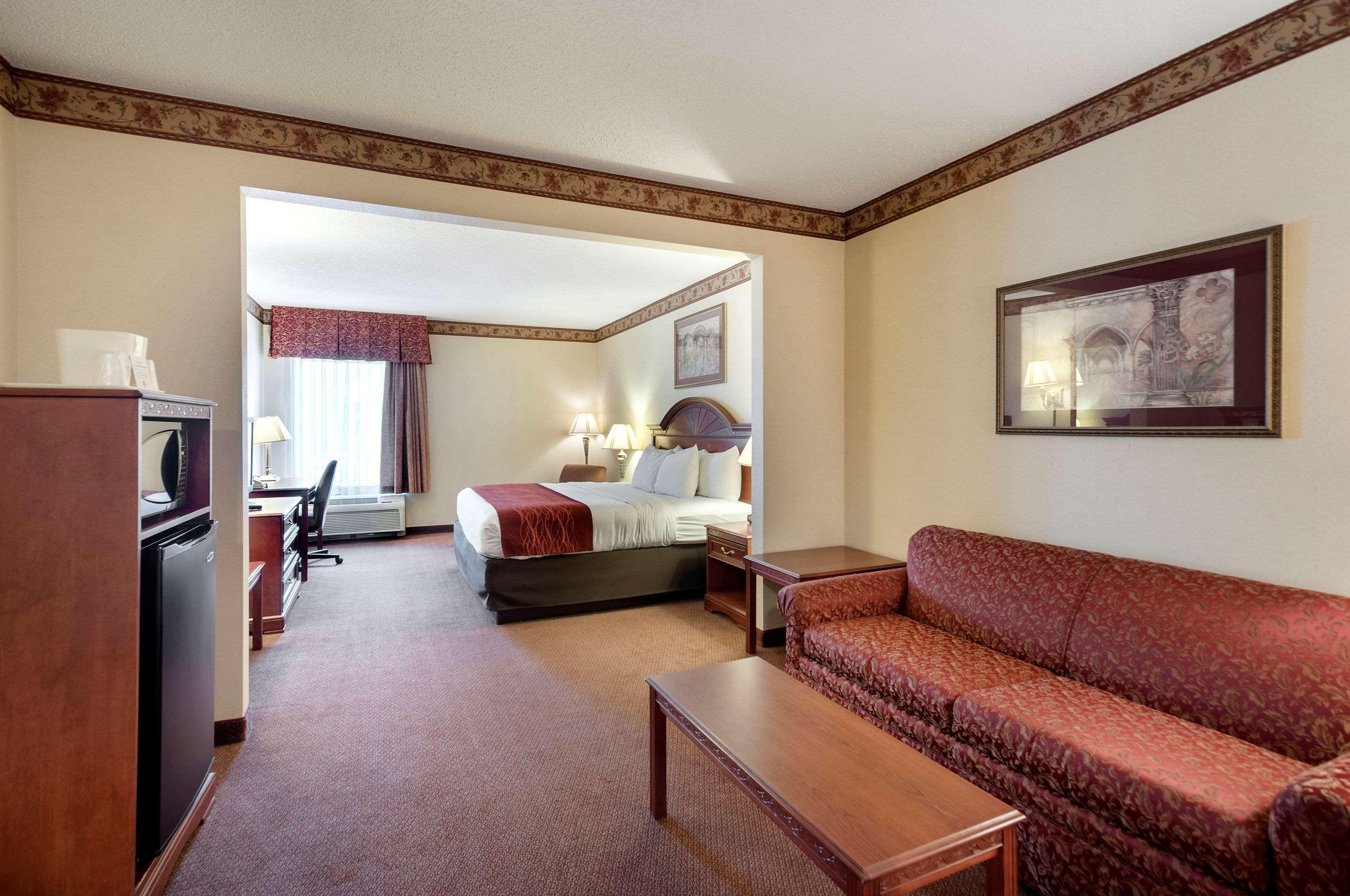 Quality Inn & Suites Bel Air I-95 Exit 77A Экстерьер фото