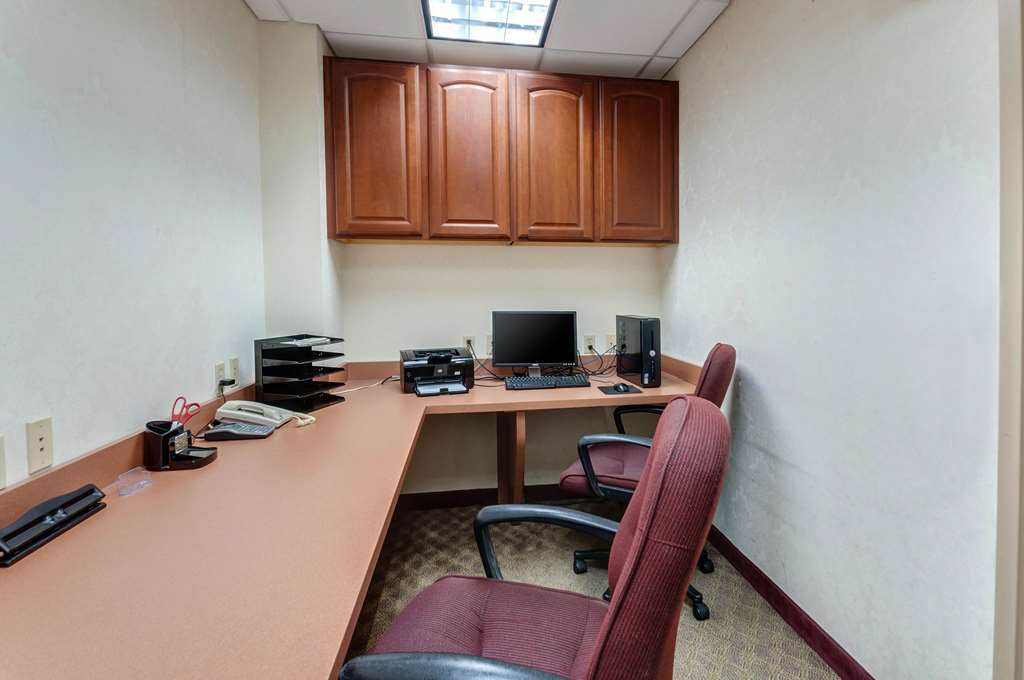 Quality Inn & Suites Bel Air I-95 Exit 77A Удобства фото